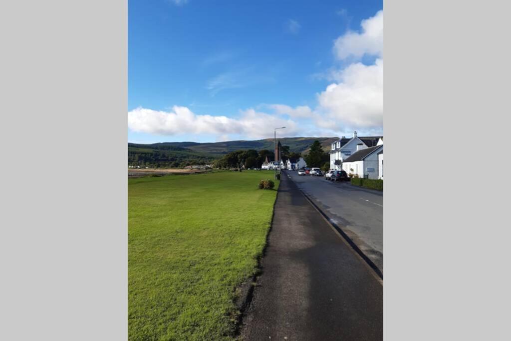 Cosy Cottage With Sea Views Close To Local Shops. Lamlash المظهر الخارجي الصورة